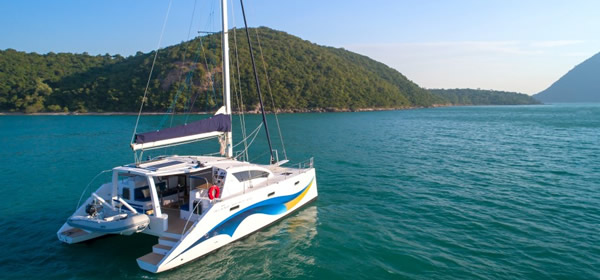 Island Spirit 410 Catamaran