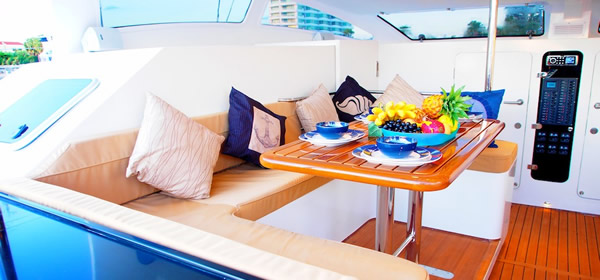 Island Spirit 380 Catamaran