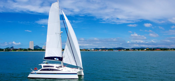 Island Spirit 380 Catamaran