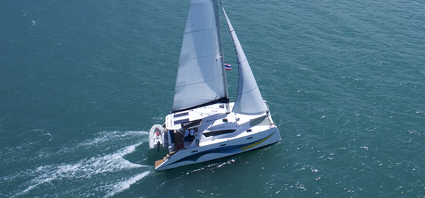 Island Spirit 410 Catamaran