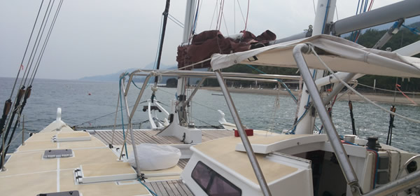 Catamaran Naya