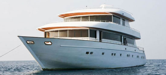 M/Y Aurora