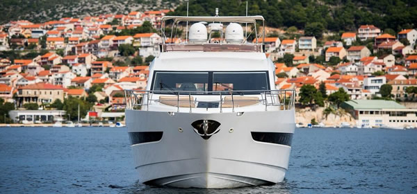 Galeon 640 Fly