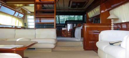 Ferretti 70