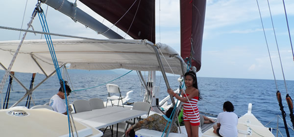 Catamaran Naya