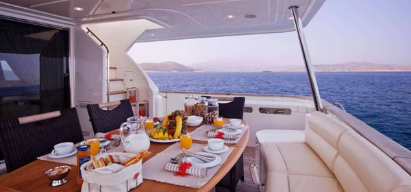 Ferretti Navetta 26 Meter