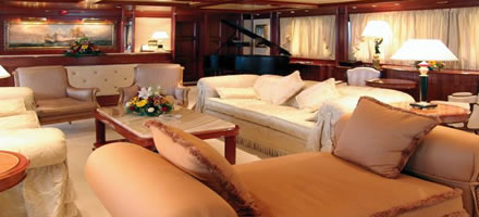 M/Y O'Mega