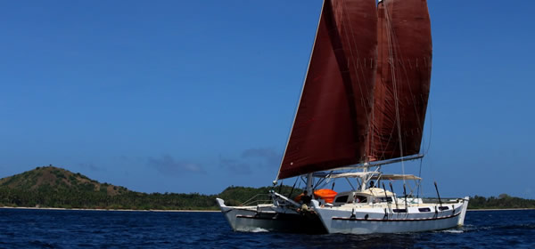 Catamaran Naya