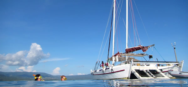 Catamaran Naya