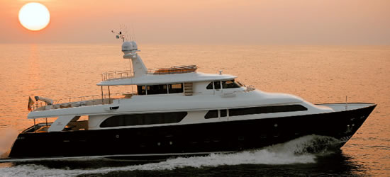 Ferretti Navetta 30 - Klobuk